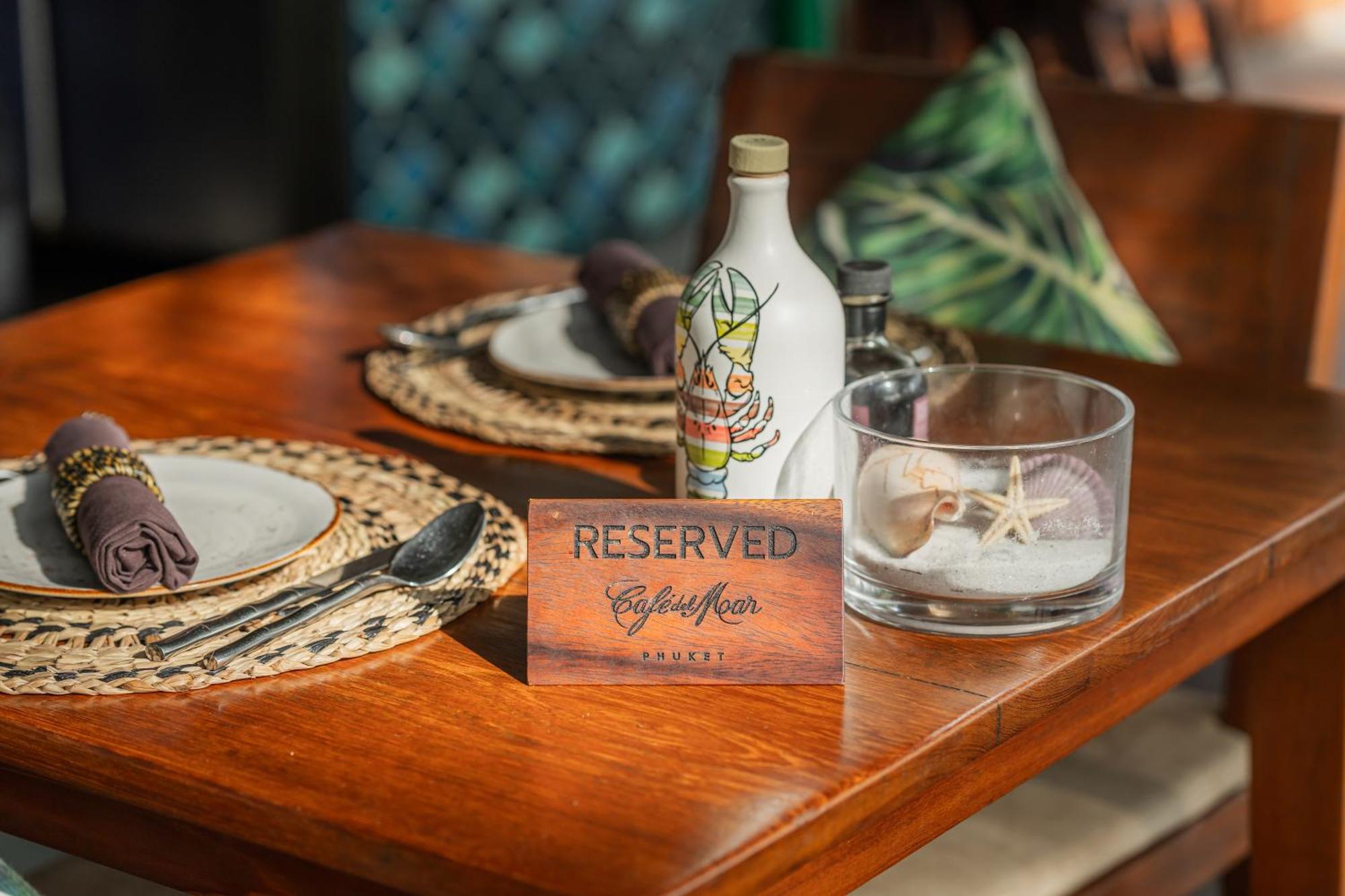 Cafe Del Mar Phuket - Suite & Penthouse Kamala Beach Esterno foto