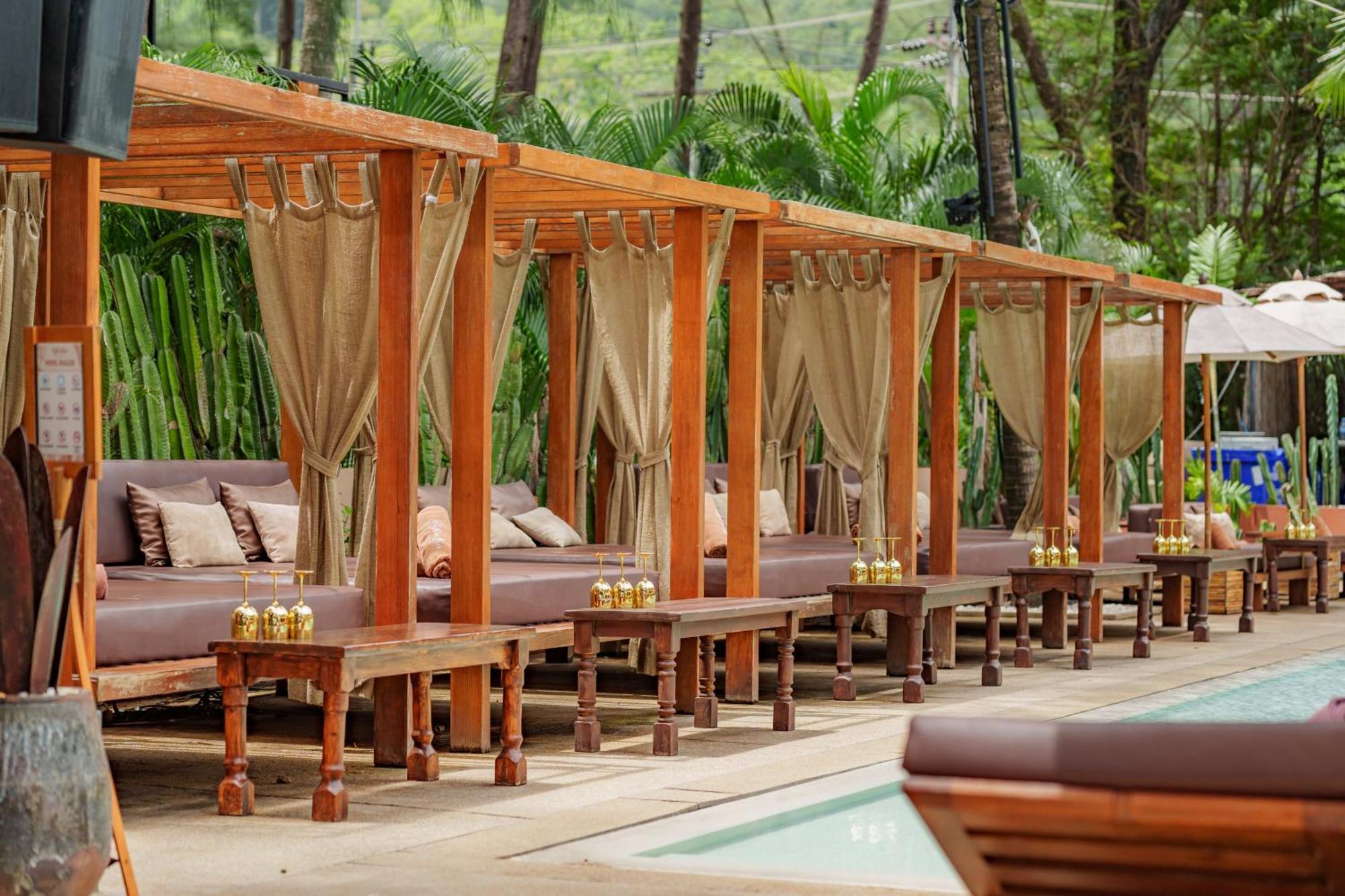 Cafe Del Mar Phuket - Suite & Penthouse Kamala Beach Esterno foto